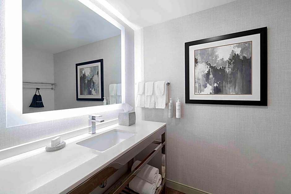 Homewood Suites By Hilton Boston Logan Airport Chelsea