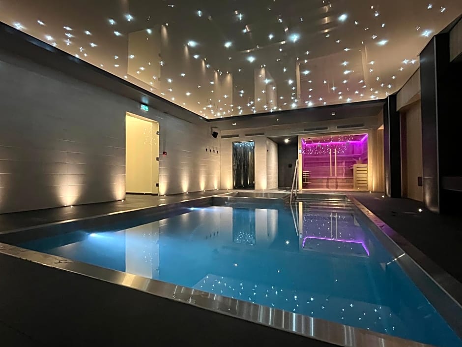 L' Hôtel & Spa Ribeauville- Haut-Koenigsbourg