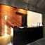 HOTEL498