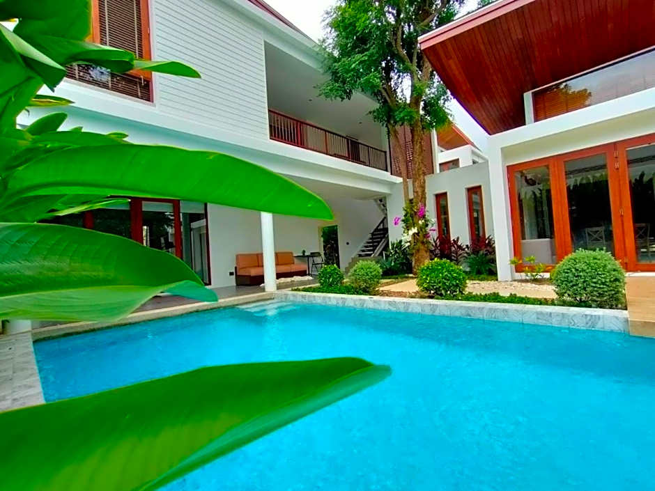 Pranaluxe 4 Bedroom Pool Villa C6