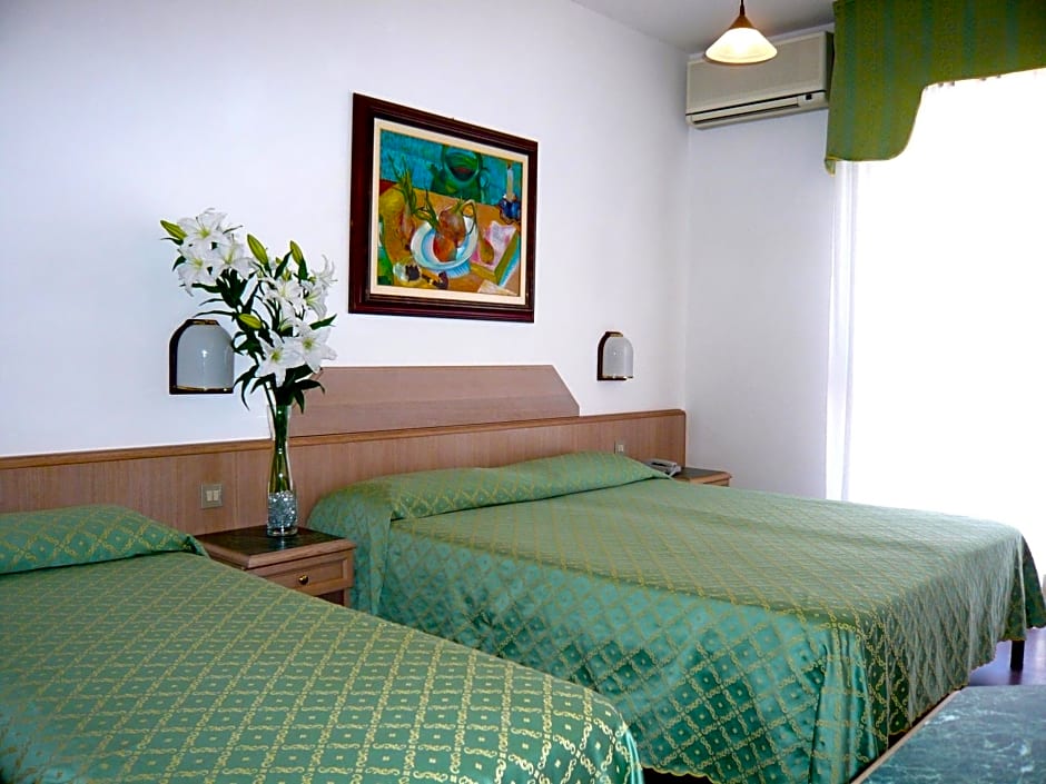 Hotel Niagara