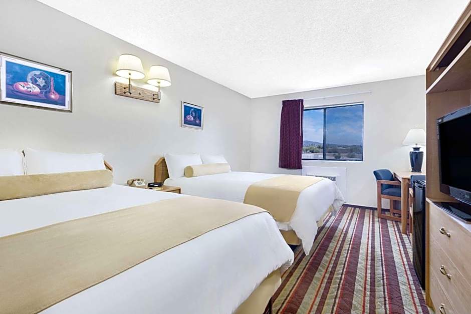 Super 8 by Wyndham Lake Havasu City