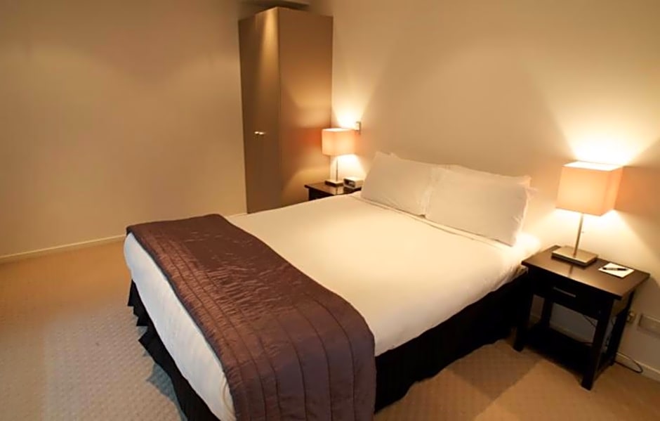 Distinction Wellington, Century City Hotel