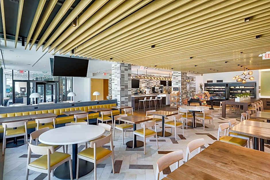 DoubleTree by Hilton Hartford Downtown