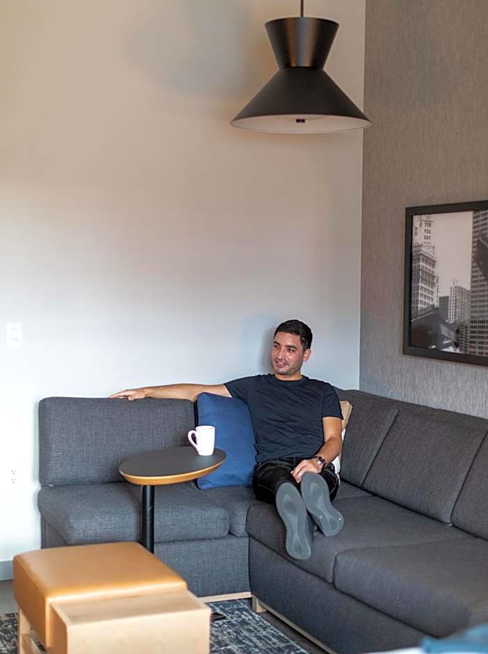 Hyatt Place Chicago Medical/University District