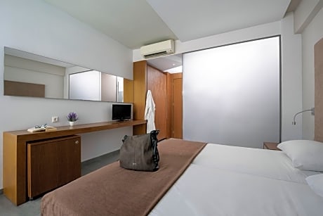 Superior Double Room with Pool View