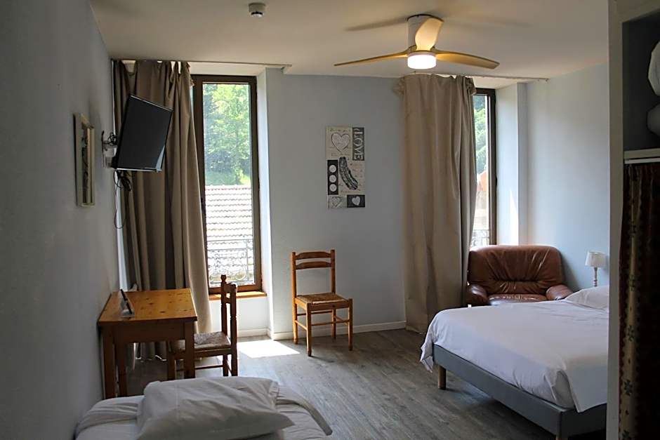 Logis Hôtel Le Saint Clément