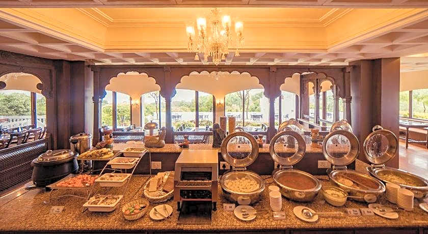 Hotel Hill Top Palace