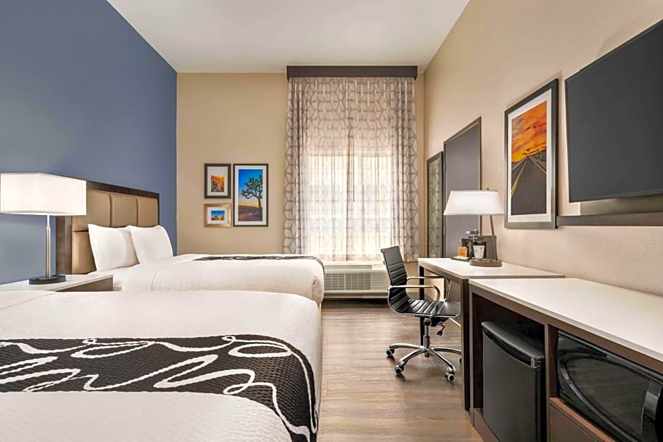 La Quinta Inn & Suites by Wyndham San Bernardino
