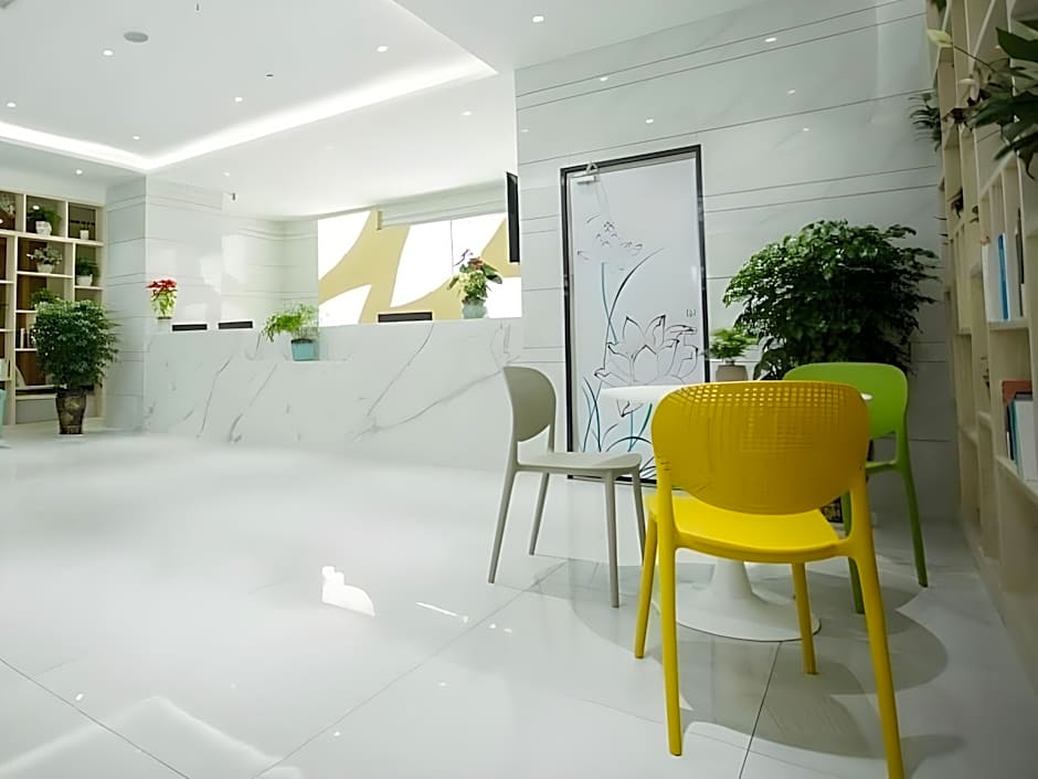 GreenTree Inn Kunming Nanping Walking Street