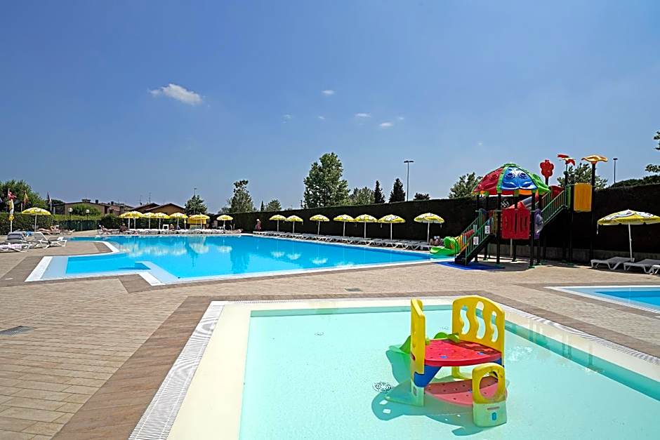 Residence Villaggio Tiglio