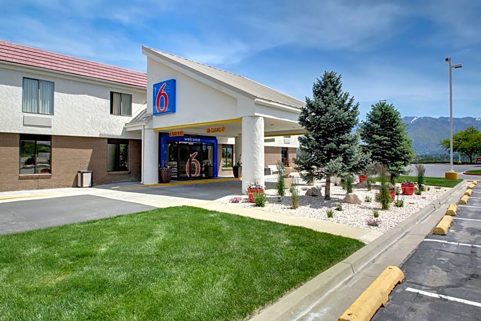 Motel 6-Ogden, UT - Riverdale