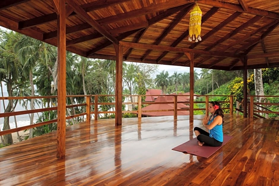 Tango Mar Beachfront Boutique Hotel & Villas