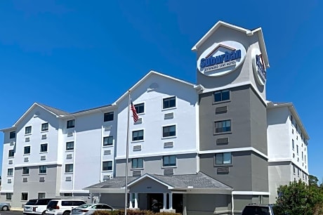 Suburban Studios near Panama City Beach