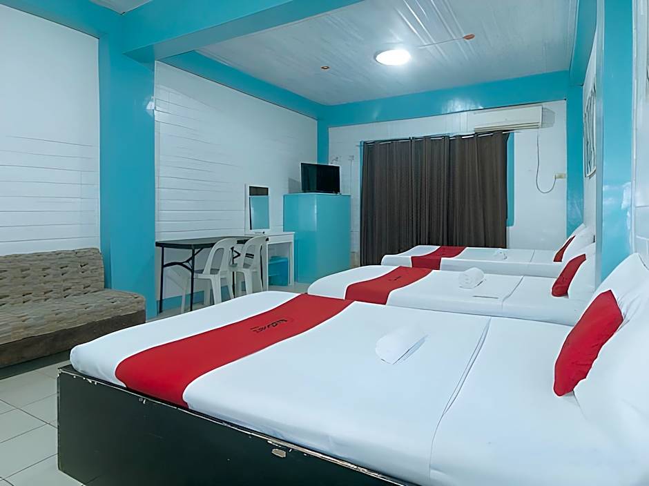 RedDoorz @ La Maria Pension and Tourist Inn