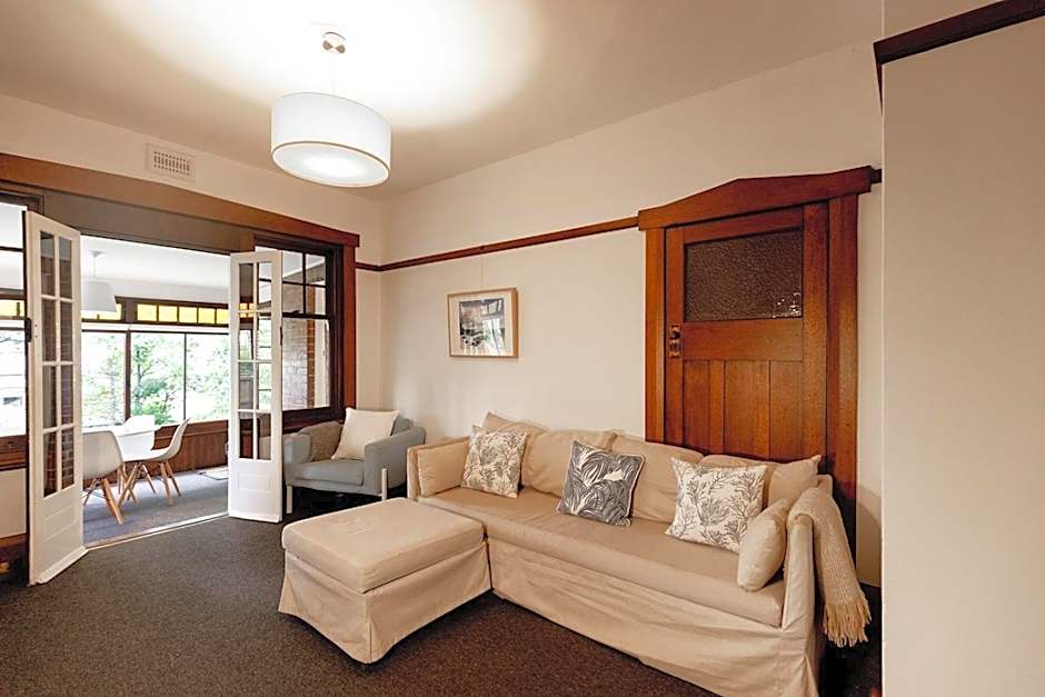 Buckley's Rest - 2 Bdrm Apartment in Battery Point