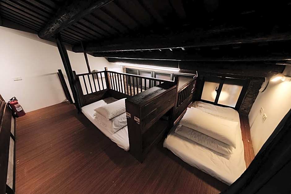 小艾背包客棧 Small Eye Backpacker