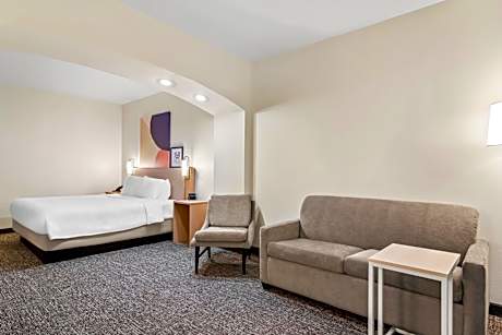 King Room with Sofa Bed - Non-Smoking