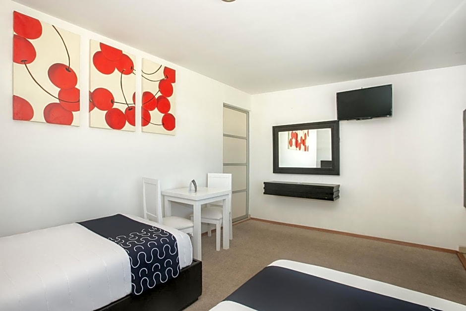 Hotel Euro Confort,Pachuca