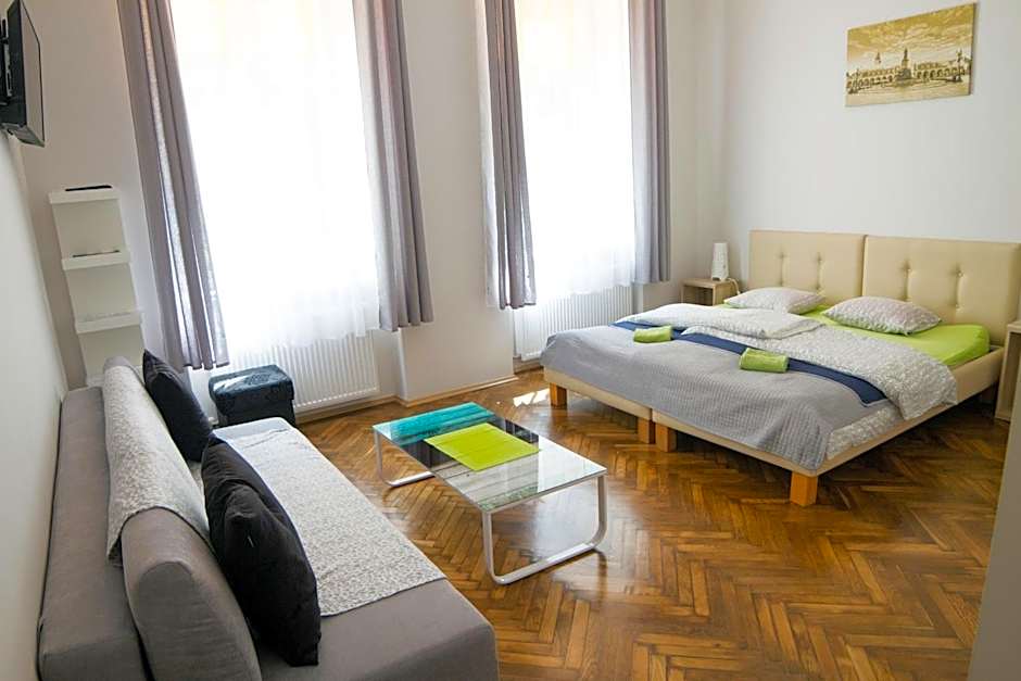 Dream Hostel & Apartments