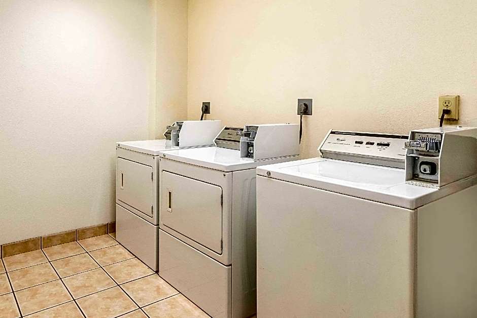 Quality Inn & Suites