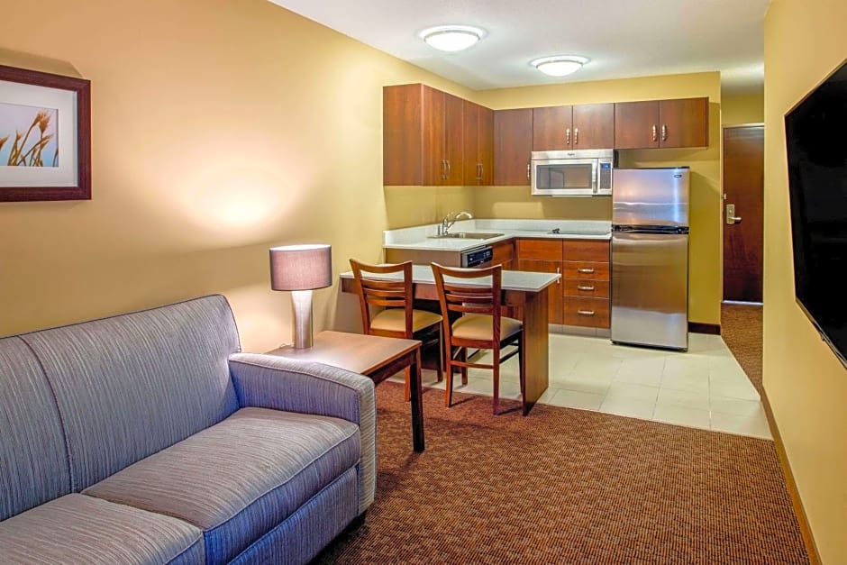 Microtel Inn & Suites By Wyndham Red Deer