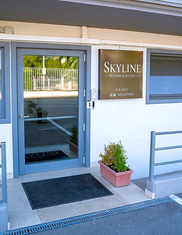 Skyline Rooms & Suites