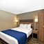 Days Inn & Suites by Wyndham Wisconsin Dells