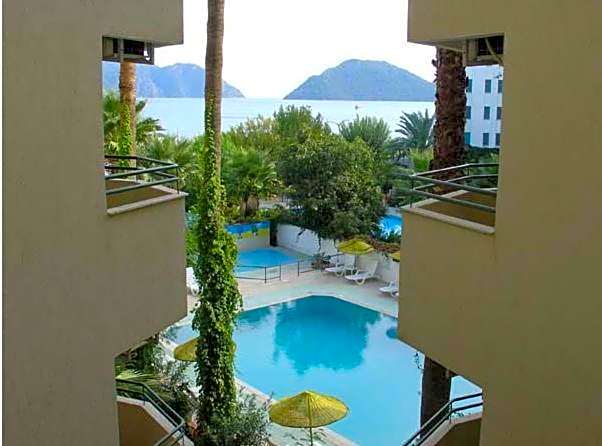 Amos Hotel
