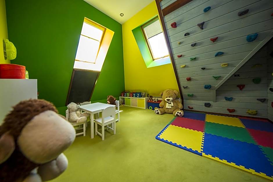 Hotel REDYK Ski&Relax - narty i widok na góry na wyciągnięcie ręki