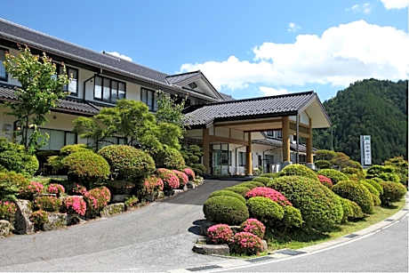 Nezame Hotel