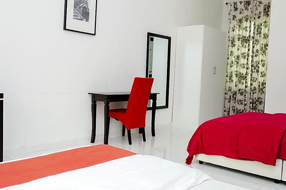 Bara Impiana Suitestay