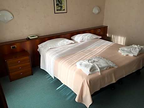 Quadruple Room with Spa Access