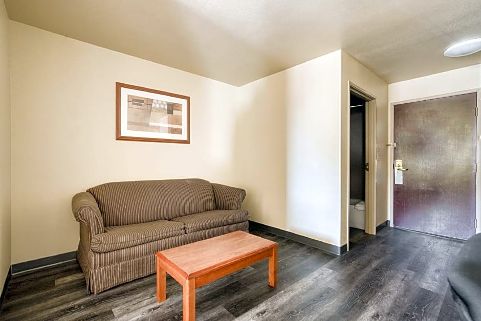 Nature Inn & Suites