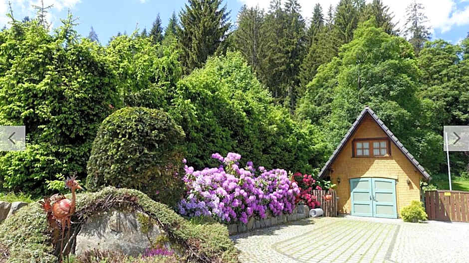 Hollhouse - Bed & Breakfast