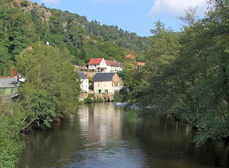 Chambres d'Hotes du Moulin de Lachaux