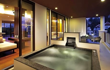 Seaview Jacuzzi Penthouse - 3 Bedrooms