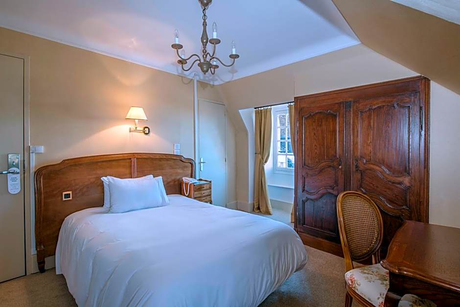 Hôtel De La Poste & Du Lion D'or