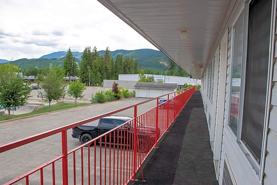 Super 8 by Wyndham Clearwater BC