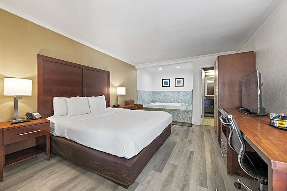 Comfort Inn Santa Cruz North