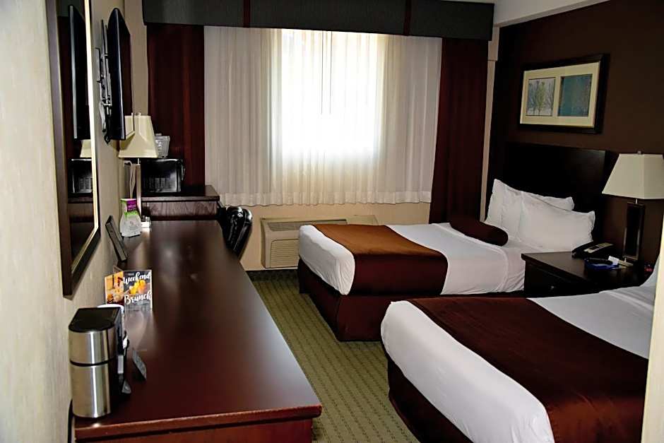 Coast Lethbridge Hotel & Conference Centre