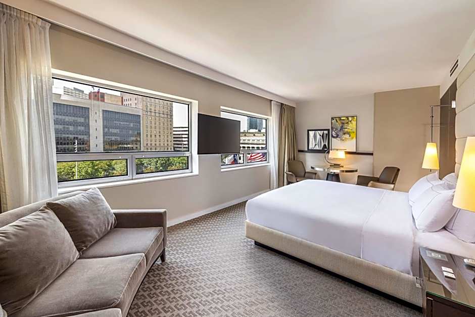 The Statler Dallas, Curio Collection By Hilton