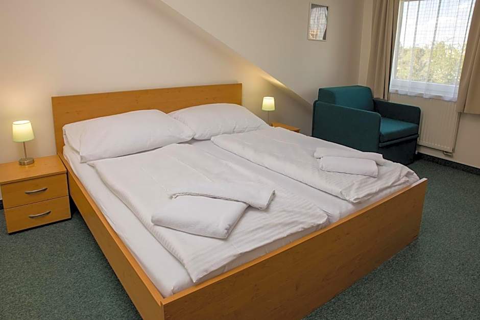 Hotel Kanarek