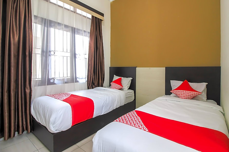 OYO 962 Family Homestay