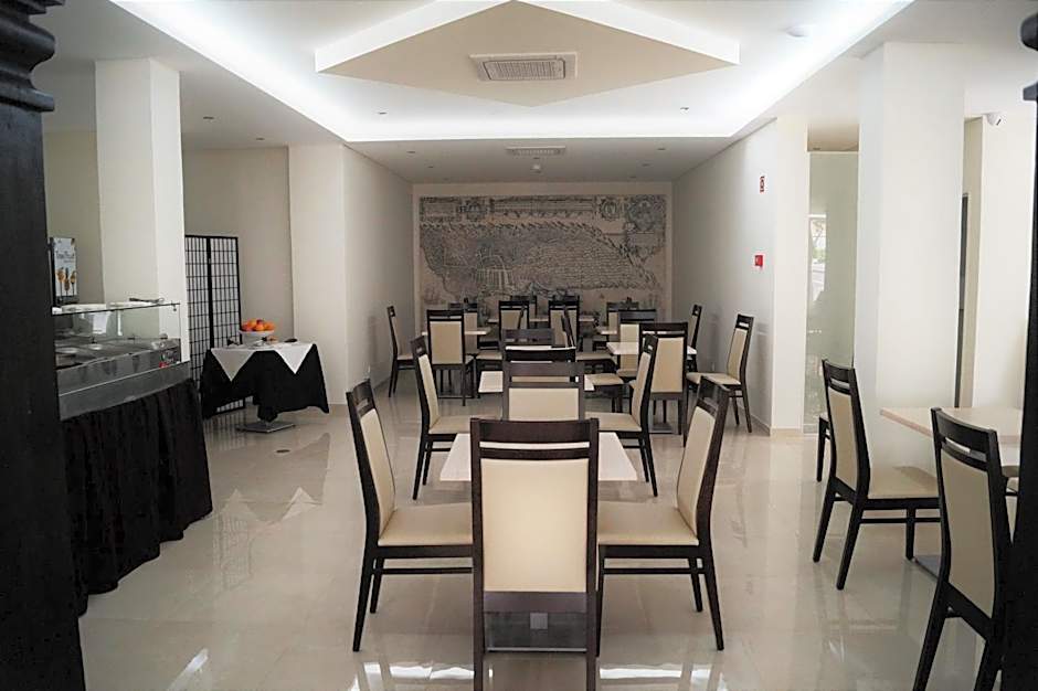 Angra Central Hotel