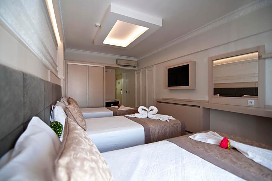 Royce Hotel