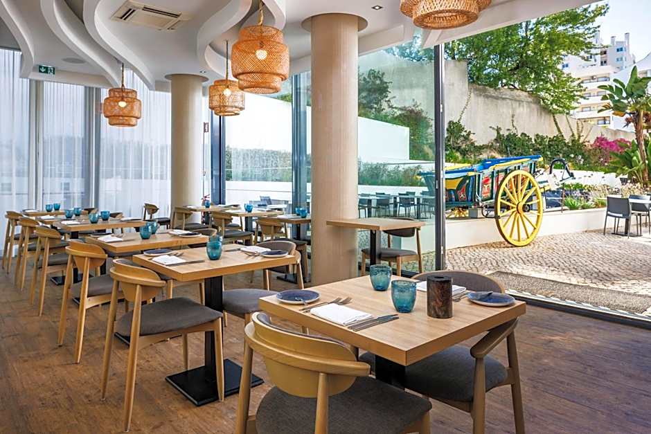 Jupiter Marina Hotel - Couples & Spa