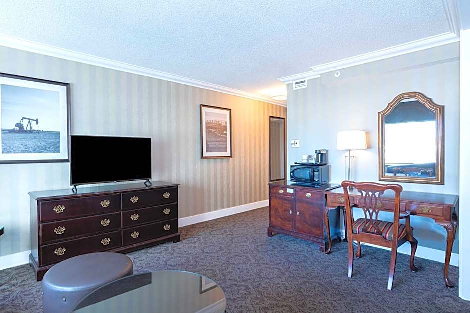 Sandman Signature Edmonton Downtown Hotel