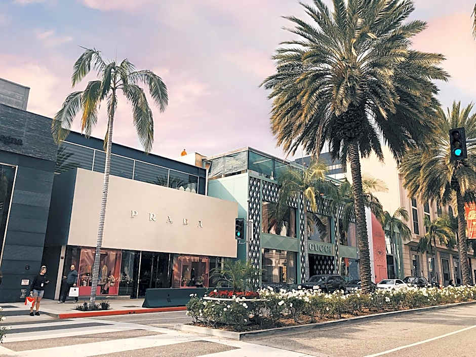 Montrose at Beverly Hills