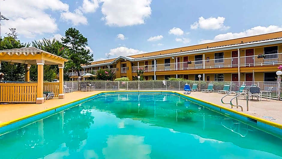 Magnuson Hotel Little Rock South